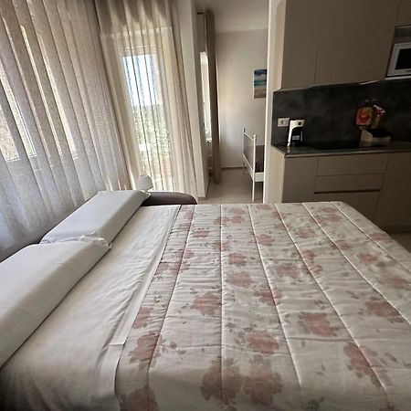 Apartments Ennio Top Class Μπάρι Εξωτερικό φωτογραφία