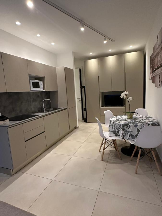 Apartments Ennio Top Class Μπάρι Εξωτερικό φωτογραφία