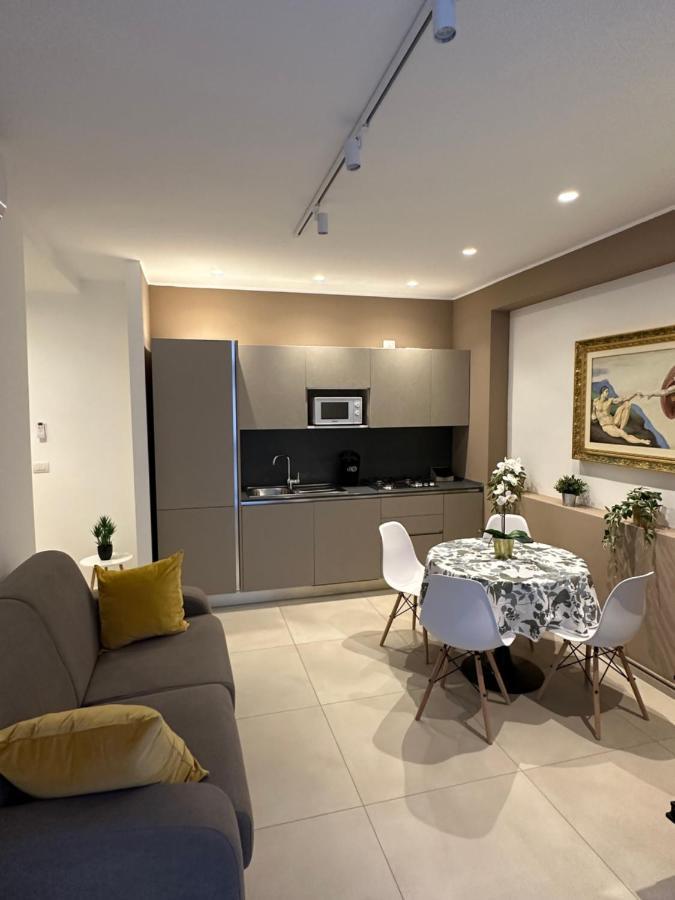 Apartments Ennio Top Class Μπάρι Εξωτερικό φωτογραφία