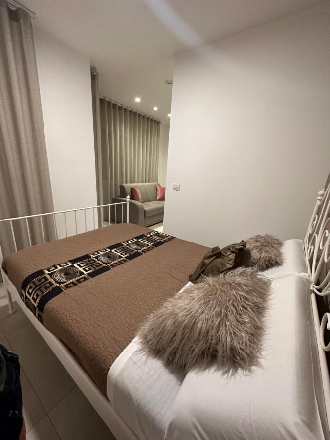 Apartments Ennio Top Class Μπάρι Εξωτερικό φωτογραφία