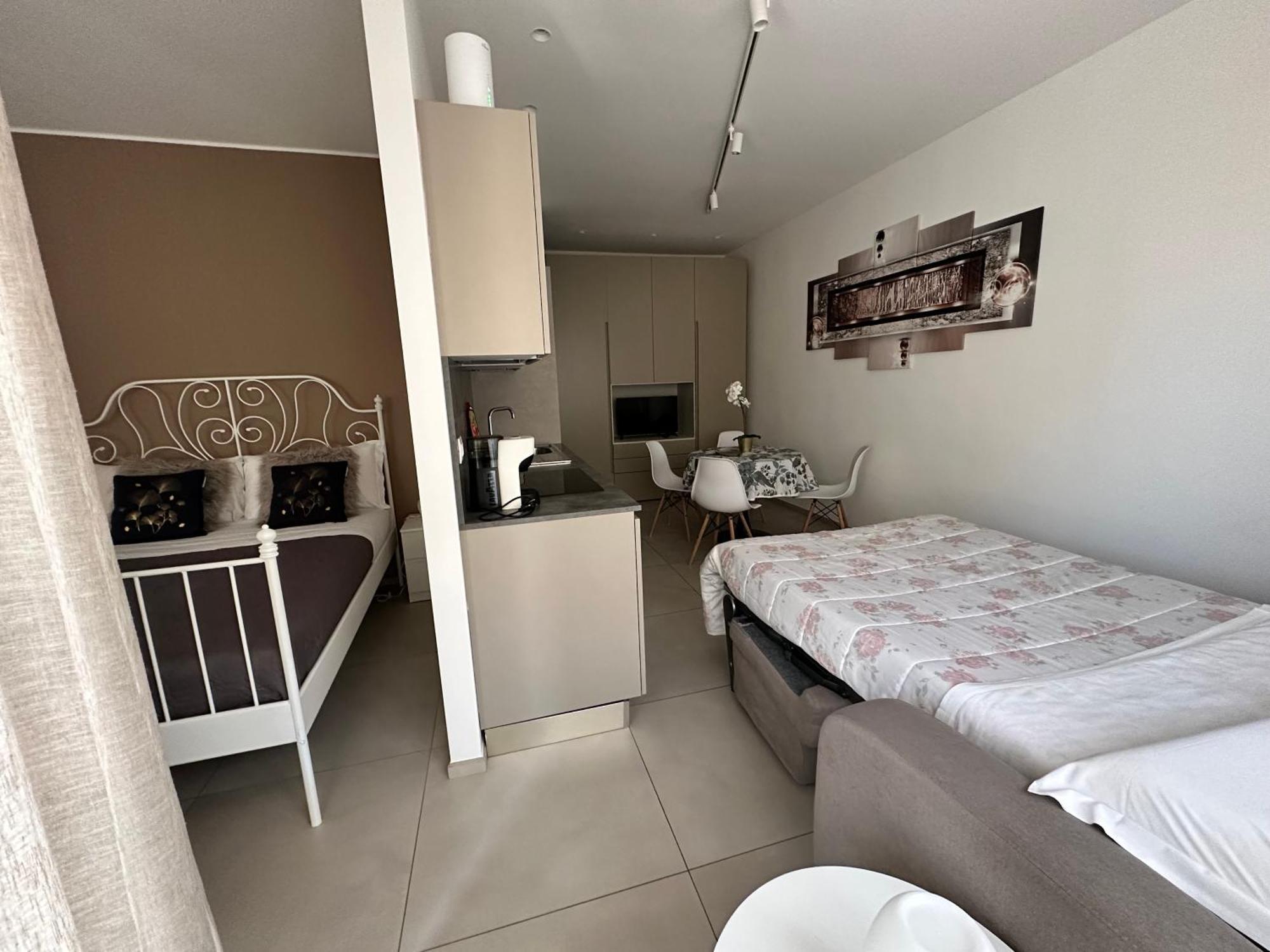 Apartments Ennio Top Class Μπάρι Εξωτερικό φωτογραφία